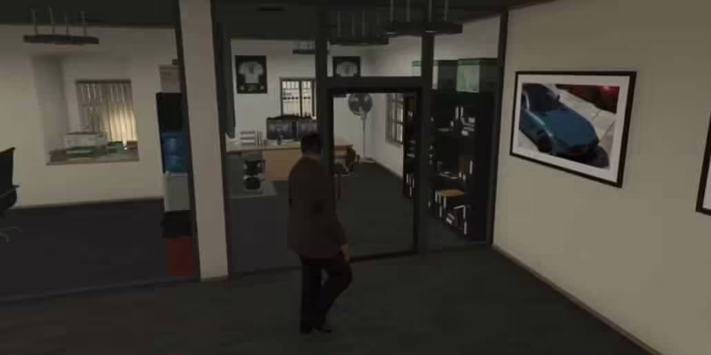Vista previa del recurso de la sala de exposición de coches de Vinewood FiveM 6